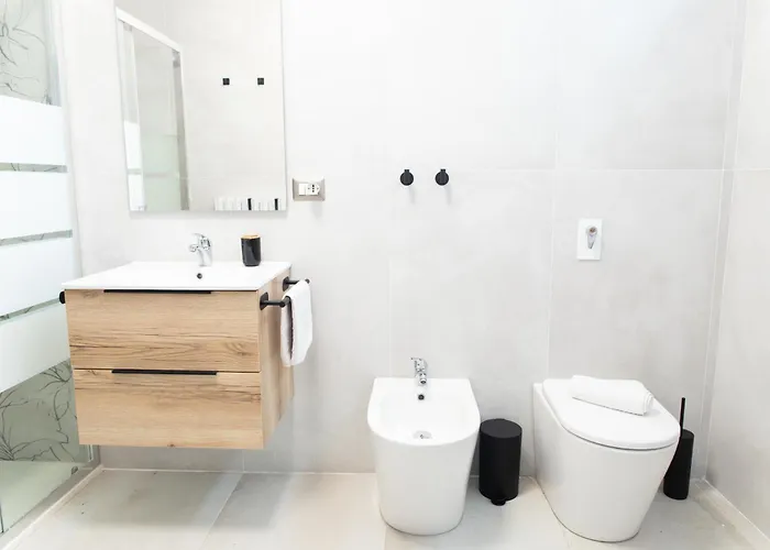 Apartamento - 3 Min Walk From - Modern Flat For 5 Guests