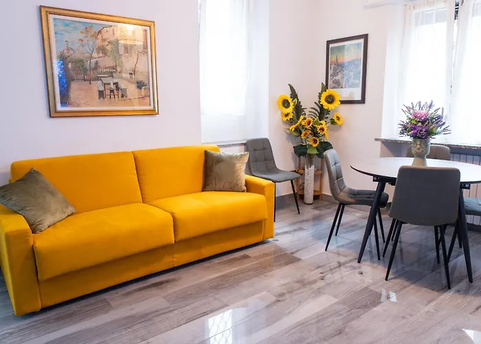 - 3 Min Walk From - Modern Flat For 5 Guests